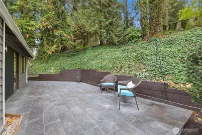 2925 W Lake Sammamish Parkway NE, Redmond, WA 98052 - Photo 3