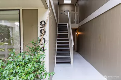 9904 NE 124th Street #1005, Kirkland, WA 98034 - Photo 29
