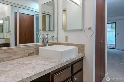 9904 NE 124th Street #1005, Kirkland, WA 98034 - Photo 23