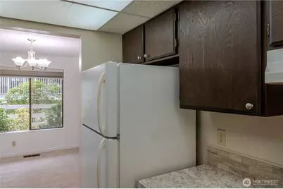 9904 NE 124th Street #1005, Kirkland, WA 98034 - Photo 15