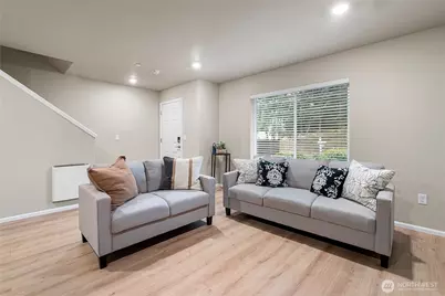 17541 110th Avenue E #I, Puyallup, WA 98374 - Photo 3