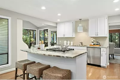 622 216th Avenue NE, Sammamish, WA 98074 - Photo 9