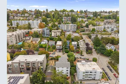 2215 14th Avenue W #1, Seattle, WA 98119 - Photo 35