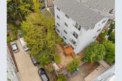 2215 14th Avenue W #1, Seattle, WA 98119 - Photo 33