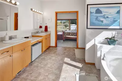 6620 Trent Lane, Ferndale, WA 98248 - Photo 21