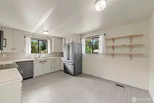 5538 N 43rd St, Tacoma, WA 98407 - Photo 9