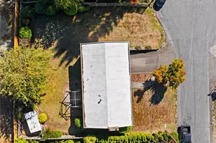 3537 Locust Ave W, University Place, WA 98466 - Photo 3