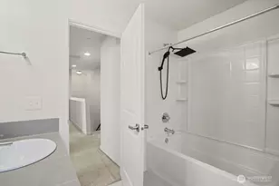 15720 Meadow Rd, Lynnwood, WA 98087 - Photo 23