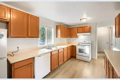 8118 Veterans Drive SW, Lakewood, WA 98498 - Photo 5