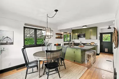 7944 Seward Park Avenue S, Seattle, WA 98118 - Photo 15