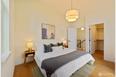 815 NE 100th Street, Seattle, WA 98125 - Photo 11