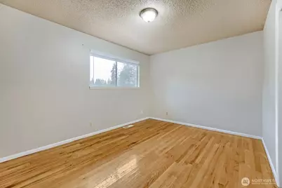 3720 70th Avenue Ct W, University Place, WA 98466 - Photo 11