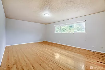 3720 70th Avenue Ct W, University Place, WA 98466 - Photo 9