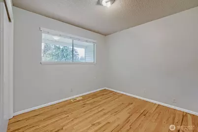 3720 70th Avenue Ct W, University Place, WA 98466 - Photo 15