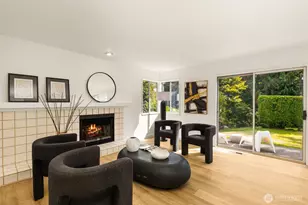 12809 NE 201st Pl, Bothell, WA 98011 - Photo 11