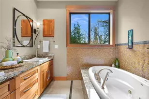 2076 Dellesta Dr, Bellingham, WA 98226 - Photo 23