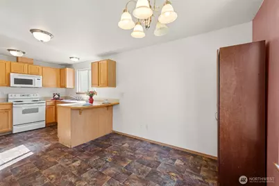 1115 Maddox Creek Lane, Mount Vernon, WA 98274 - Photo 17