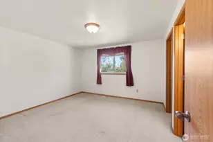 1115 Maddox Creek Ln, Mount Vernon, WA 98274 - Photo 21