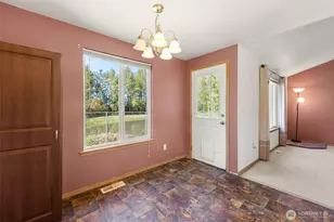 1115 Maddox Creek Ln, Mount Vernon, WA 98274 - Photo 15