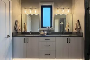 570 Creston Ct, Bellingham, WA 98226 - Photo 19