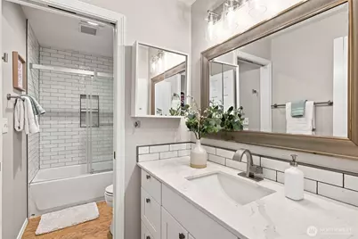 12506 26th Avenue NE #A103, Seattle, WA 98125 - Photo 25