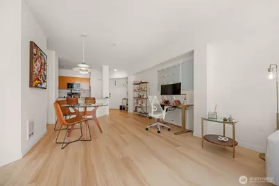 18 Dravus Street #210, Seattle, WA 98109 - Photo 9