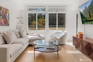 18 Dravus St, Seattle, WA 98109 - Photo 11
