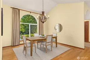 8387 NE Sumanee Pl, Bainbridge Island, WA 98110 - Photo 7