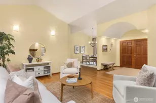 8387 NE Sumanee Pl, Bainbridge Island, WA 98110 - Photo 5