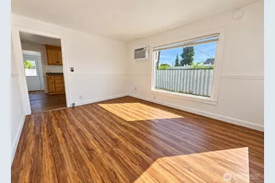 525 Ross Avenue, Wenatchee, WA 98801 - Photo 3