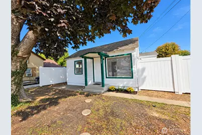 525 Ross Avenue, Wenatchee, WA 98801 - Photo 1