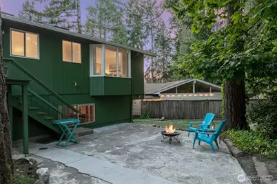 12822 NE 68th Street, Kirkland, WA 98033 - Photo 31