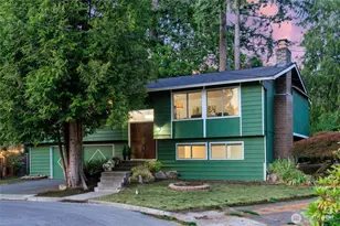 12822 NE 68th St, Kirkland, WA 98033 - Photo 1