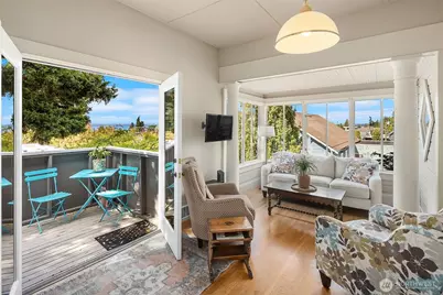 522 Dayton Street, Edmonds, WA 98020 - Photo 19