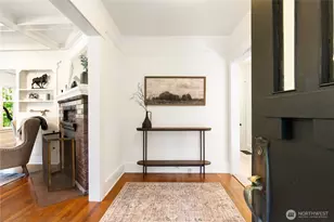 5018 Latona Ave NE, Seattle, WA 98105 - Photo 3