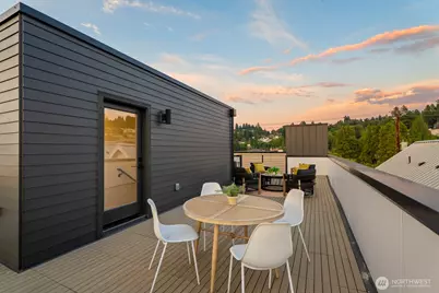 2769 59th Avenue SW #B, Seattle, WA 98116 - Photo 25