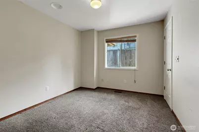 1909 S 375th Street, Federal Way, WA 98003 - Photo 17