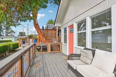 174 N Sunset Drive, Camano Island, WA 98282 - Photo 3