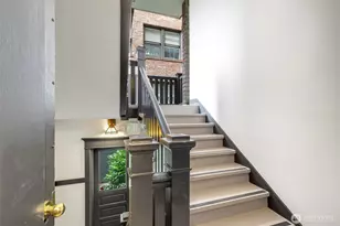 516 E Thomas St, Seattle, WA 98102 - Photo 5