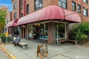 516 E Thomas St, Seattle, WA 98102 - Photo 29