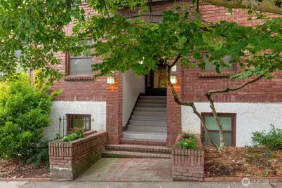 516 E Thomas Street #202, Seattle, WA 98102 - Photo 1