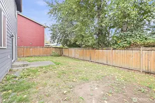 9722 201st St E, Graham, WA 98338 - Photo 15