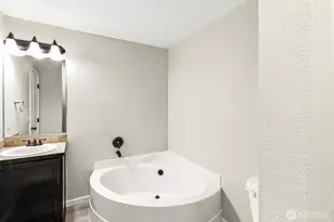 9722 201st St E, Graham, WA 98338 - Photo 7