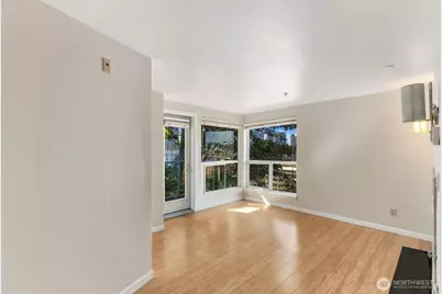 530 Melrose Avenue E #301, Seattle, WA 98102 - Photo 15