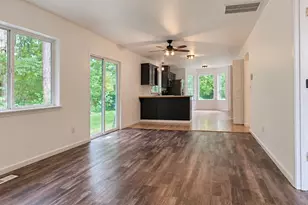 9008 138th St E, Puyallup, WA 98373 - Photo 11