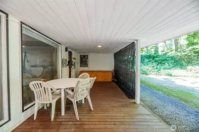 12832 Holiday Drive NE, Kirkland, WA 98034 - Photo 31