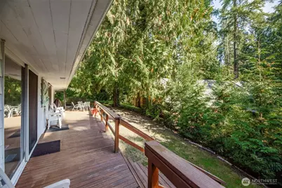 12832 Holiday Drive NE, Kirkland, WA 98034 - Photo 29