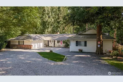12832 Holiday Drive NE, Kirkland, WA 98034 - Photo 3