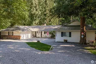 12832 Holiday Dr NE, Kirkland, WA 98034 - Photo 3