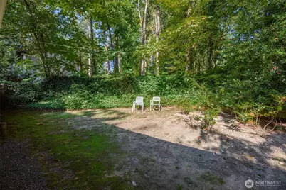 12832 Holiday Drive NE, Kirkland, WA 98034 - Photo 35